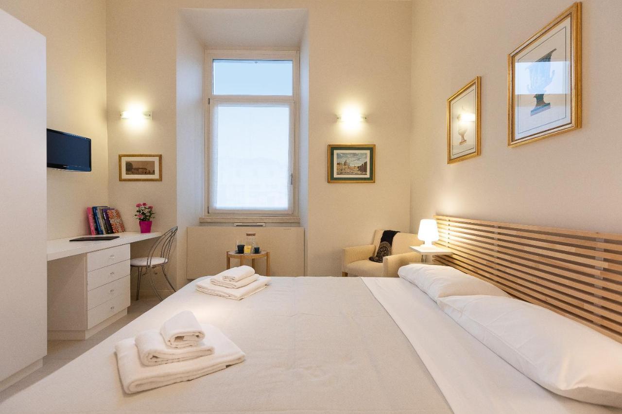 Amazing Via Nazionale 3 Apartman Róma Kültér fotó