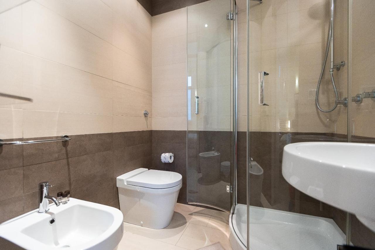 Amazing Via Nazionale 3 Apartman Róma Kültér fotó
